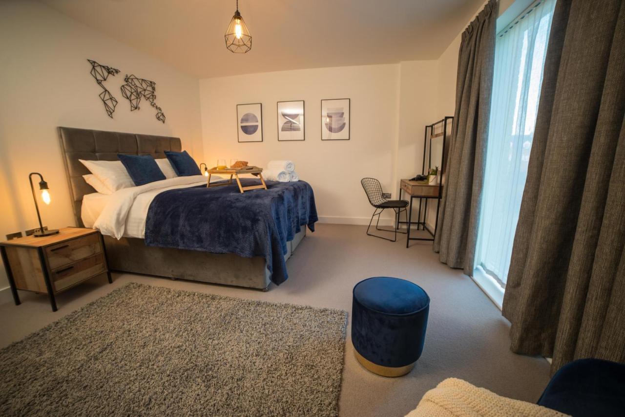 Luxury King Bed Apartment & Free Parking Кембридж Екстер'єр фото