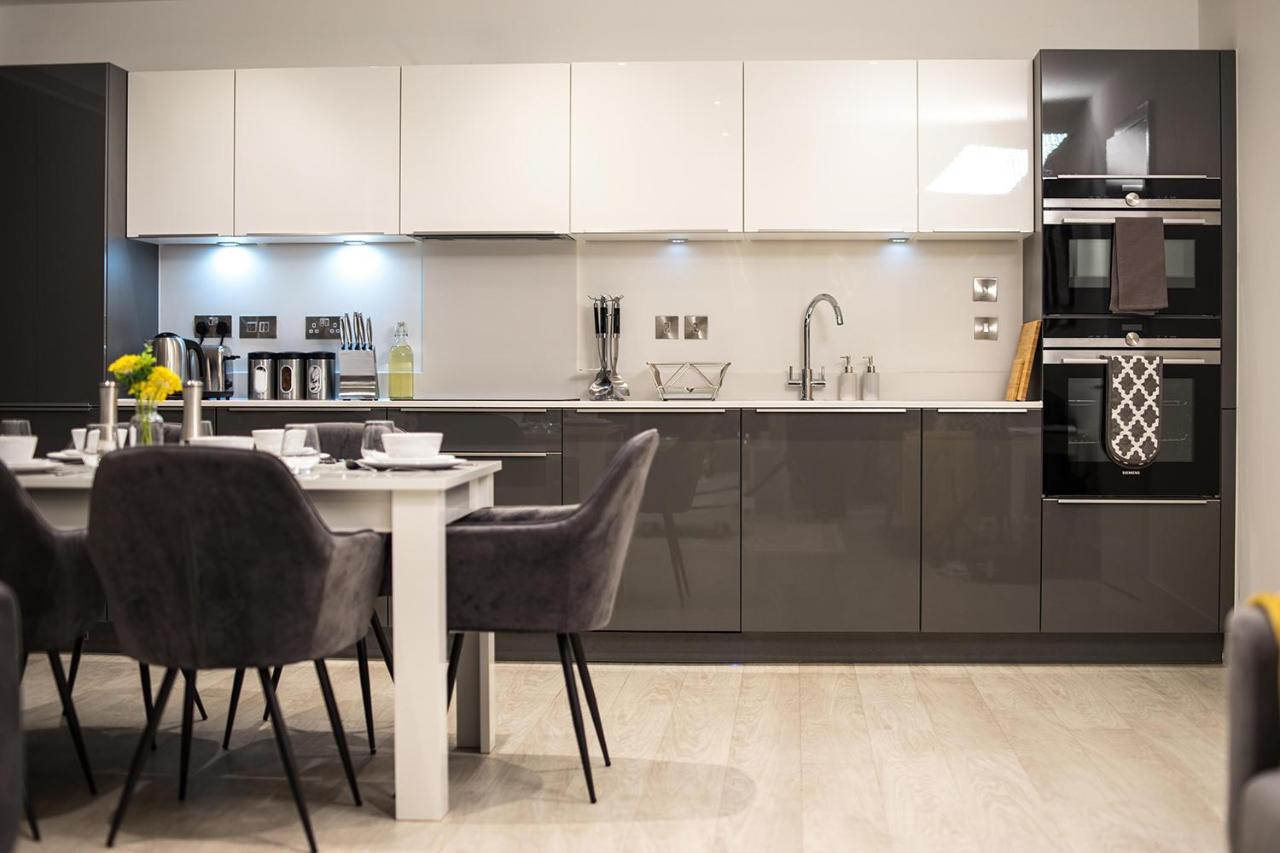 Luxury King Bed Apartment & Free Parking Кембридж Екстер'єр фото