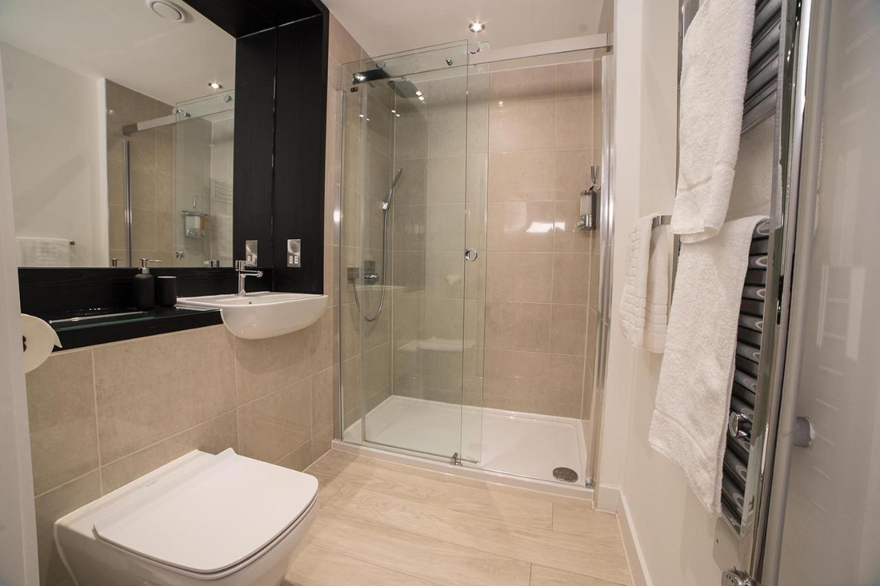 Luxury King Bed Apartment & Free Parking Кембридж Екстер'єр фото