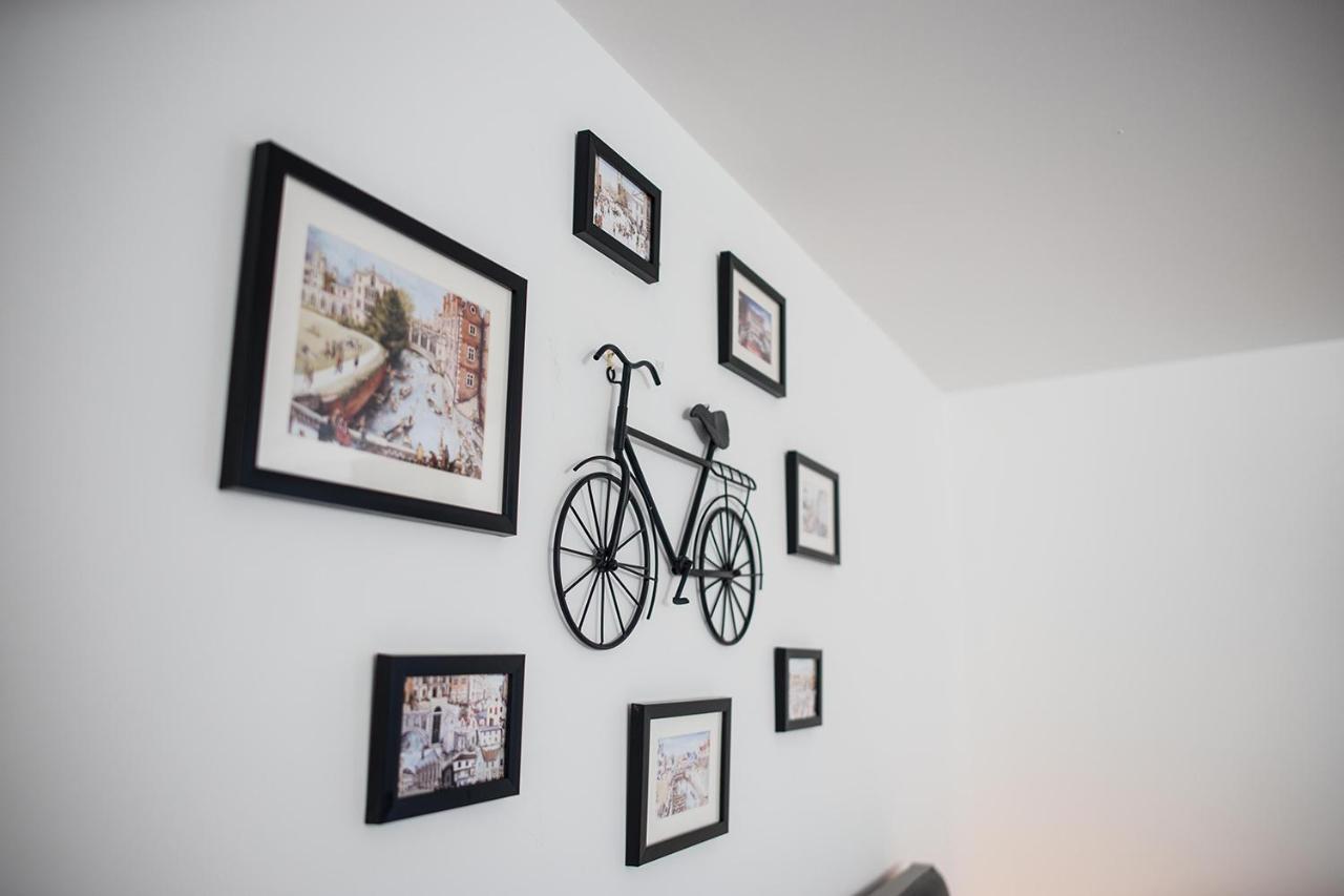 Luxury King Bed Apartment & Free Parking Кембридж Екстер'єр фото